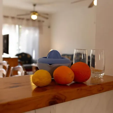 Nadezda - 3br Retreat In Paradise Gardens, Πάφος