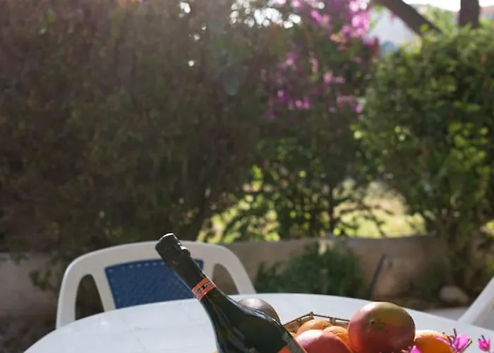 Nadezda - 3br Retreat In Paradise Gardens, 別荘 *